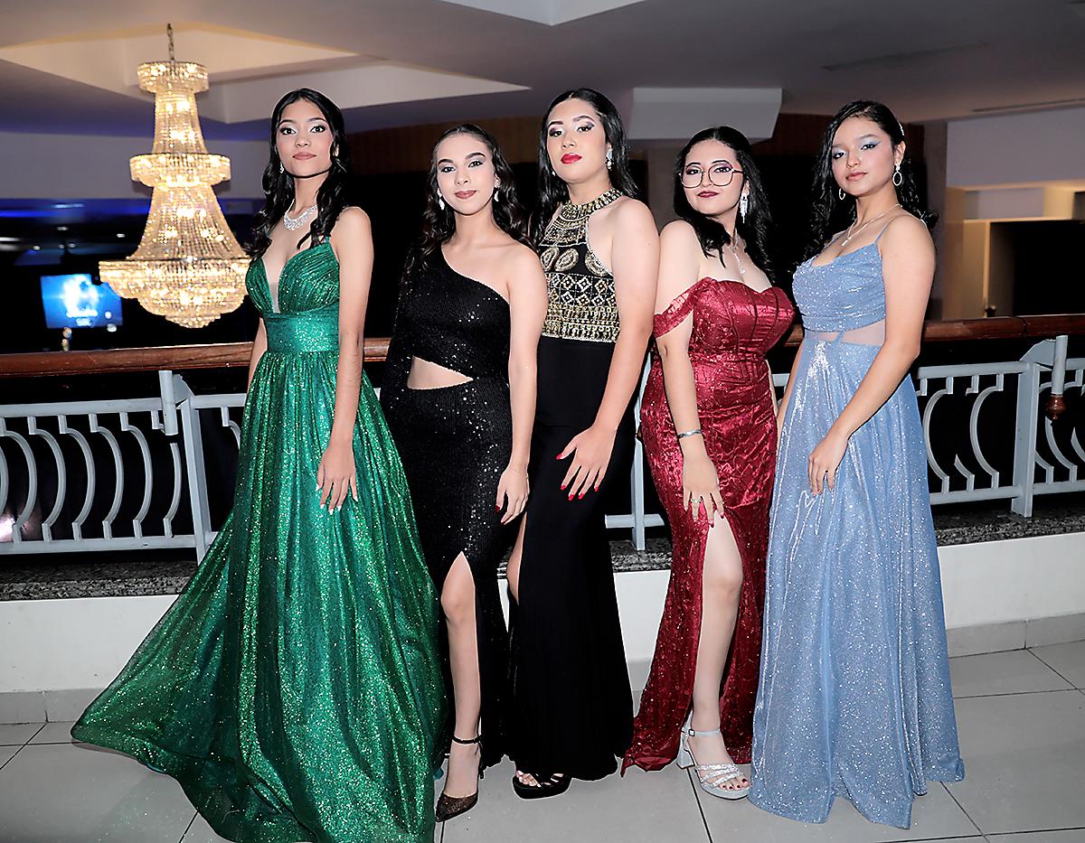 Fiesta de la prom 2024 del San José del Carmen