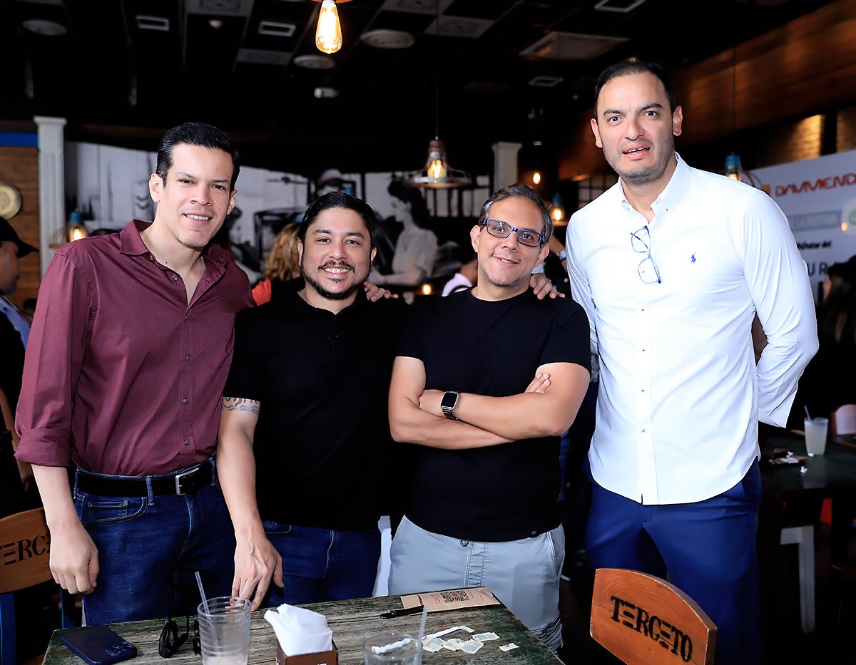 Luis Lara, Marco Orellana, Fernando Varela y Jacobo Hernández.