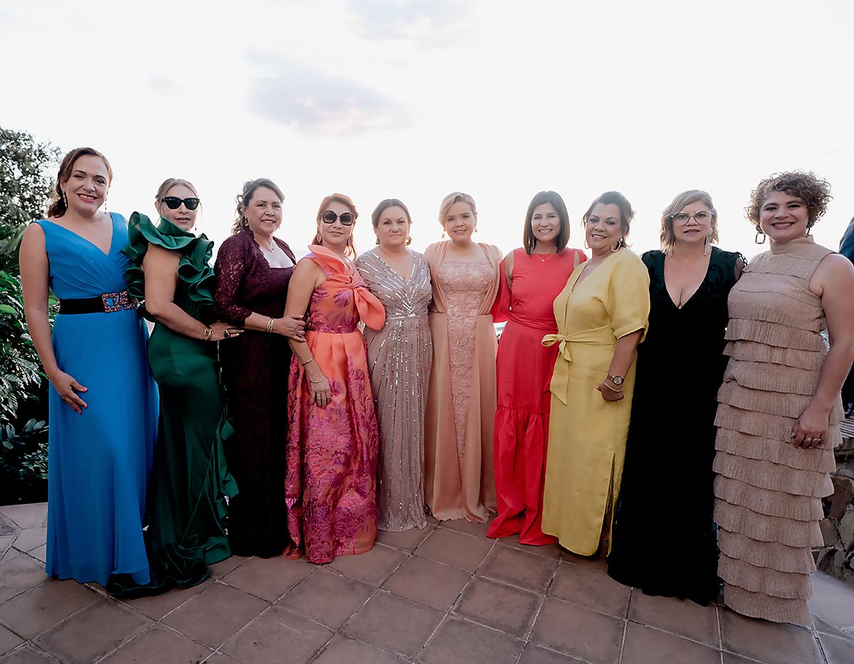 Carolina Varela, María Martha Zavala, Ruth Montes, Bree Kafati, Dulce Mondragón, Ligia Pérez Mondragón, Emma Sandoval, Edda de Espinal, Carla Castillo y Alexa Rodríguez