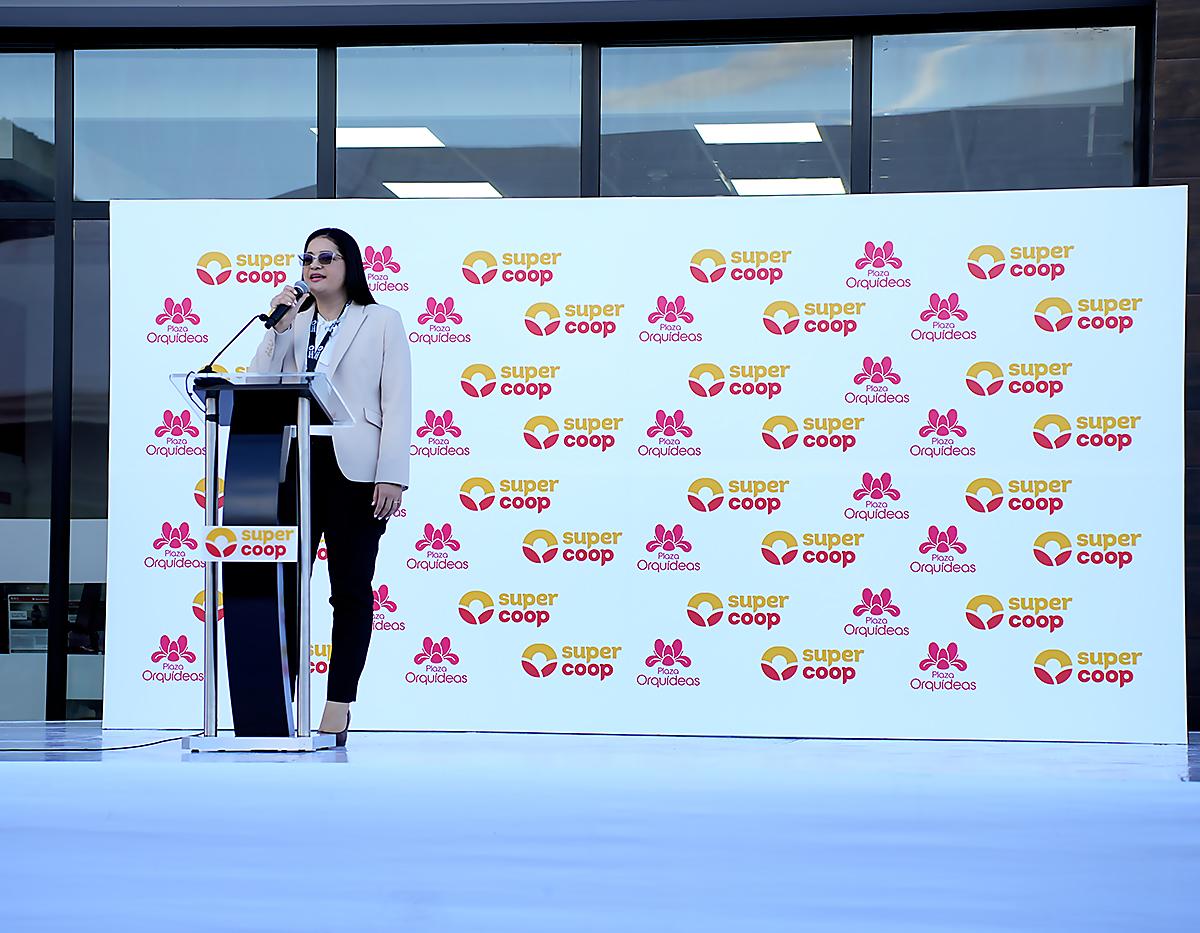 Supermercados SuperCoop abre sus puertas en Plaza Orquídeas en Tegucigalpa