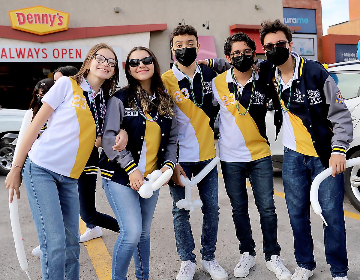 Daniella Medina, María Jose Castellanos, Ramón Banegas, Alejandro Peralta, y Michael Moran