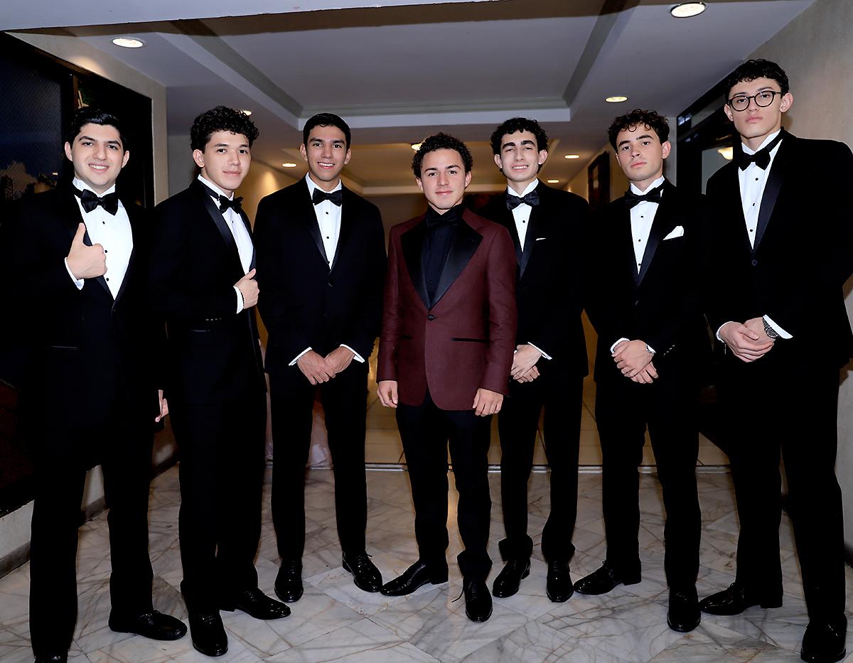 Fiesta de la prom 2025 de la Escuela Americana de Tegucigalpa