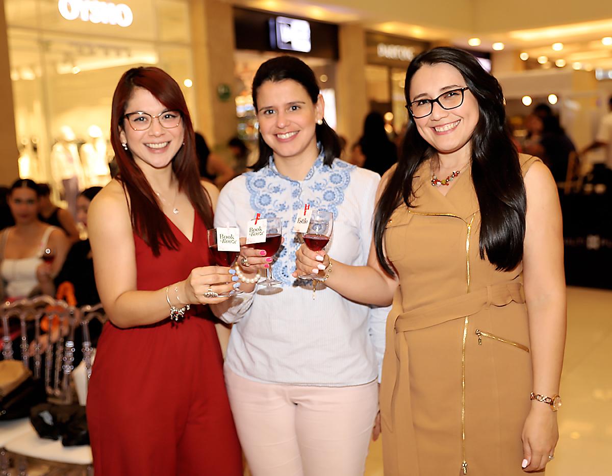 Multiplaza y Revista Estilo Presentaron Book n’ Booze 2025