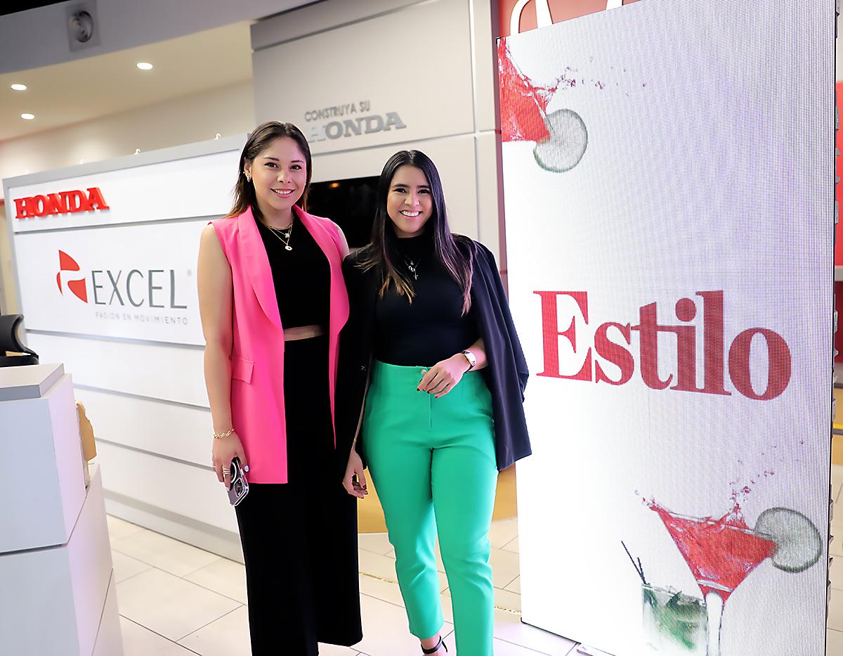 Mónica Mencia y Norma Farias