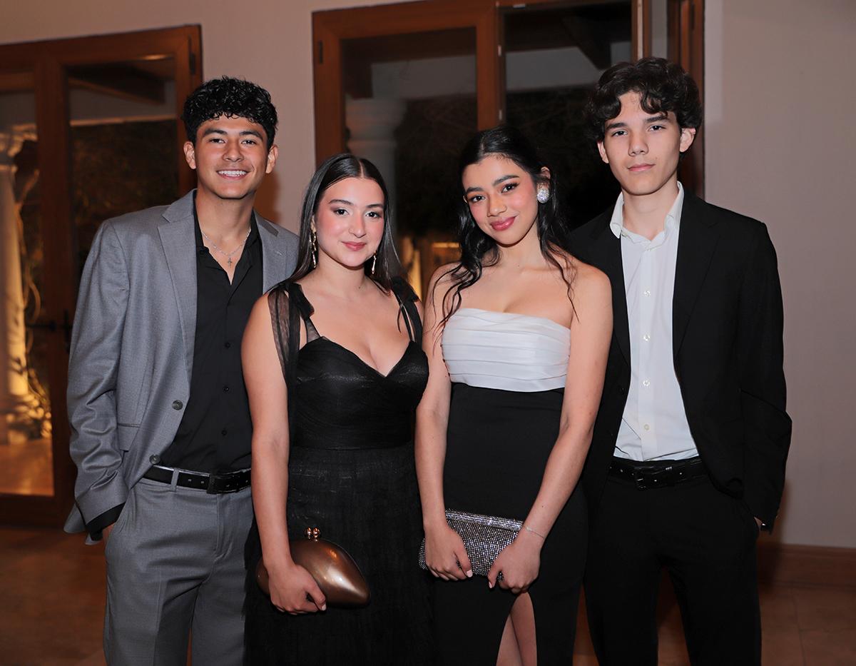 Thanksgiving dinner 2025 de la Academia Los Pinares