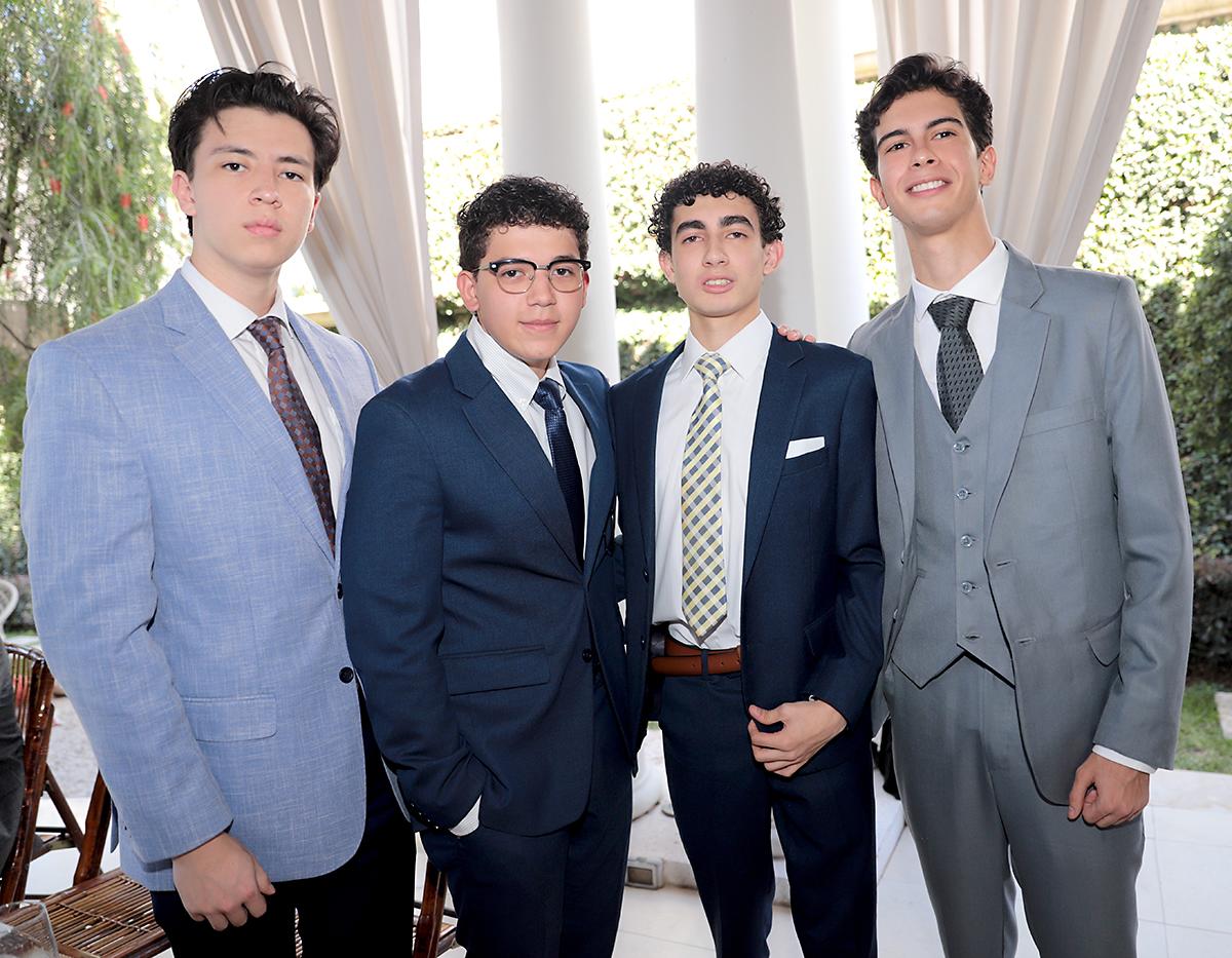 Leo Rosa, Felipe Kafie, Juan Carlos Sánchez y Gustavo Lara.