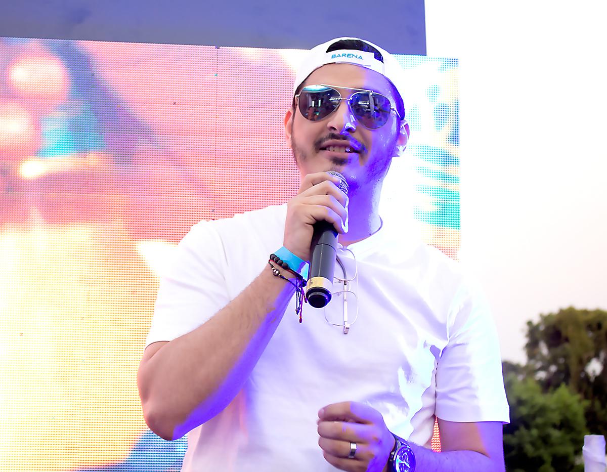 - Ricardo Valle: host del evento