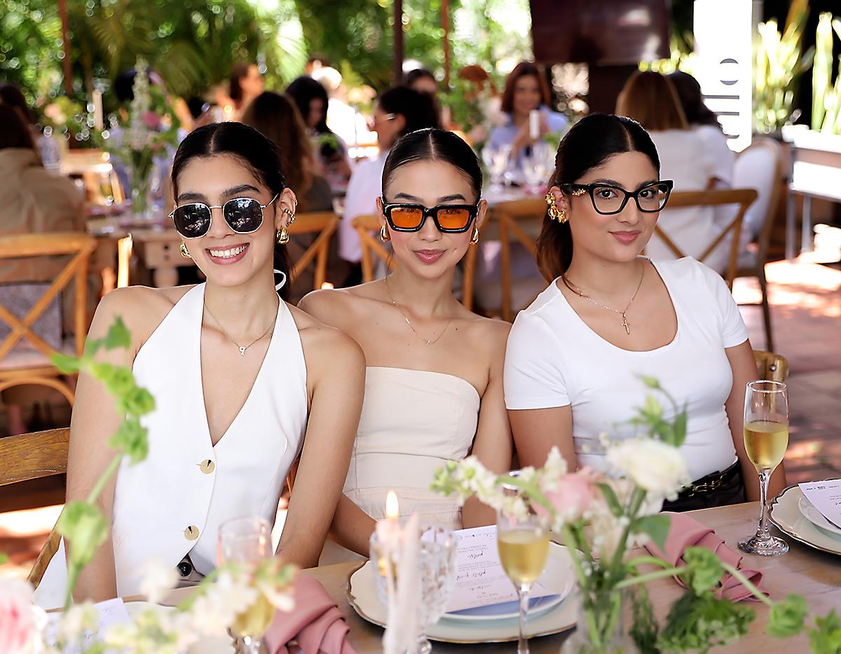 Ana Paola Cabrera, Lizzy Castillo y Rosangélica Castro.