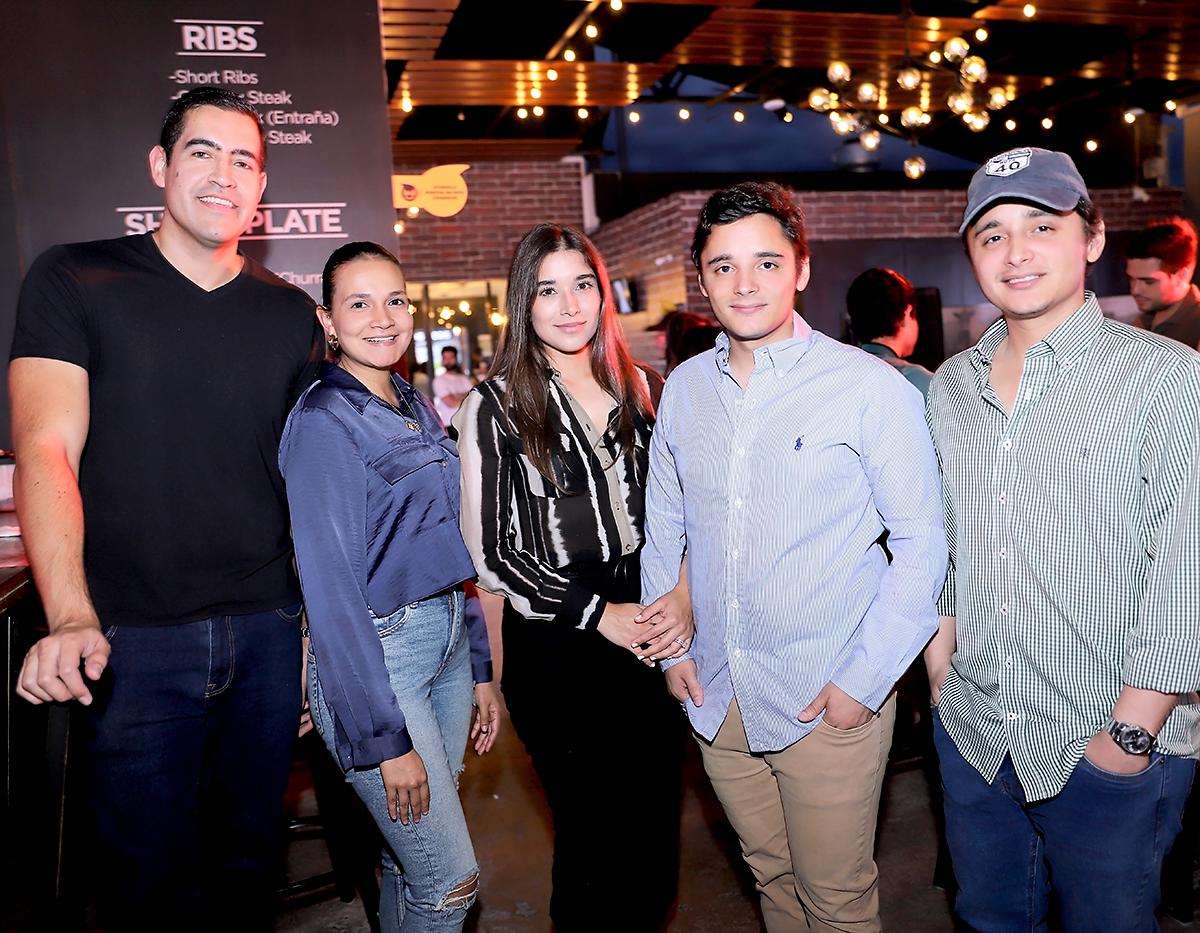 Finca 8 celebra su quinto aniversario