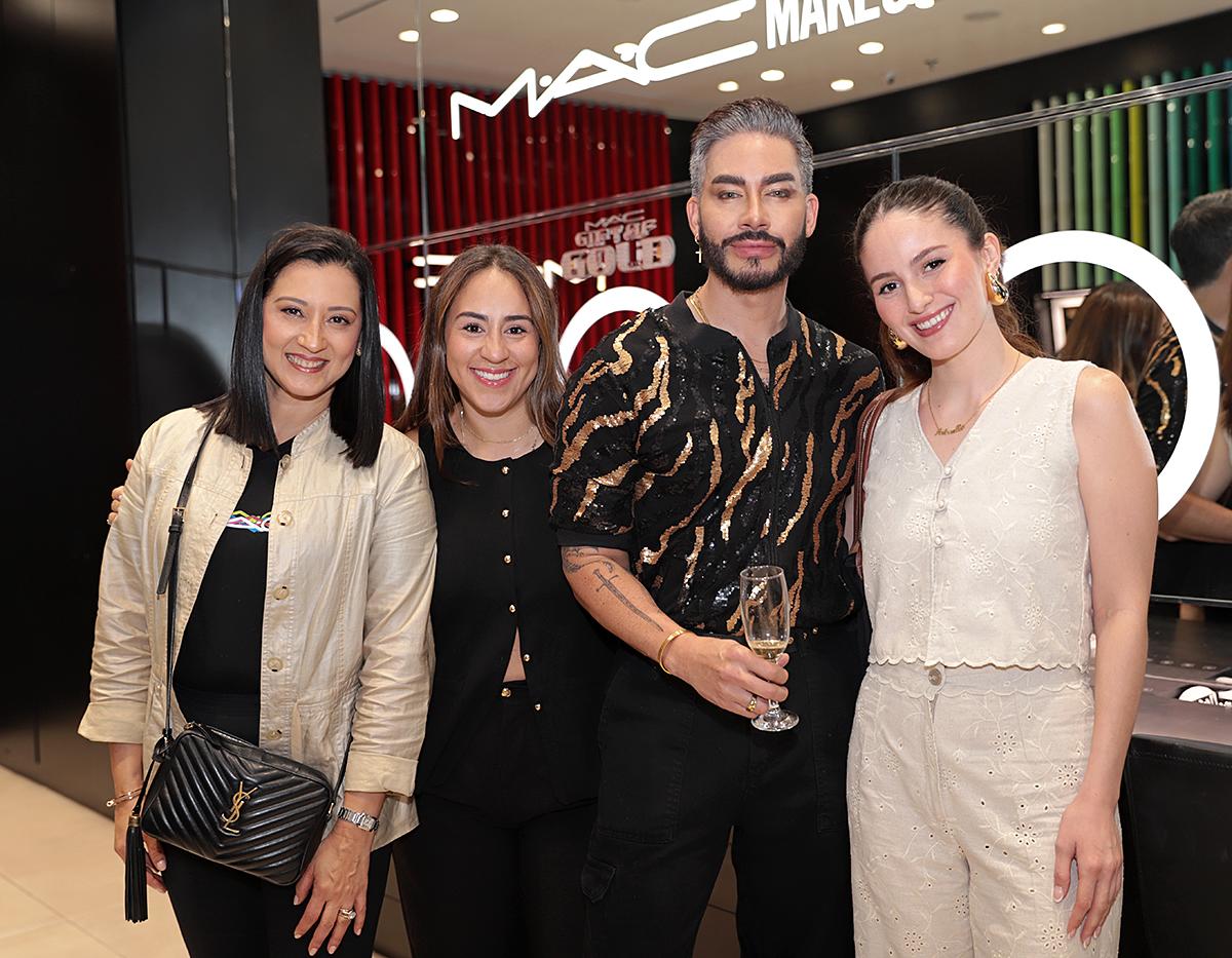 Marisol de Pierrefeu, Lucía García, Saúl Larios y Antonella Balletta.