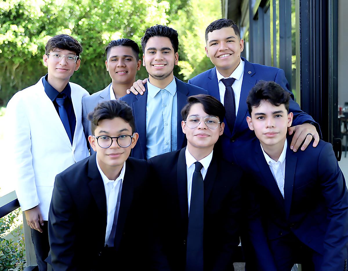 Joel Zavala, Andy Castellón, Jair Salgado, Gamaliel Valle, Alejandro Rivera, Antonio Medina y Fernando Castañeda 