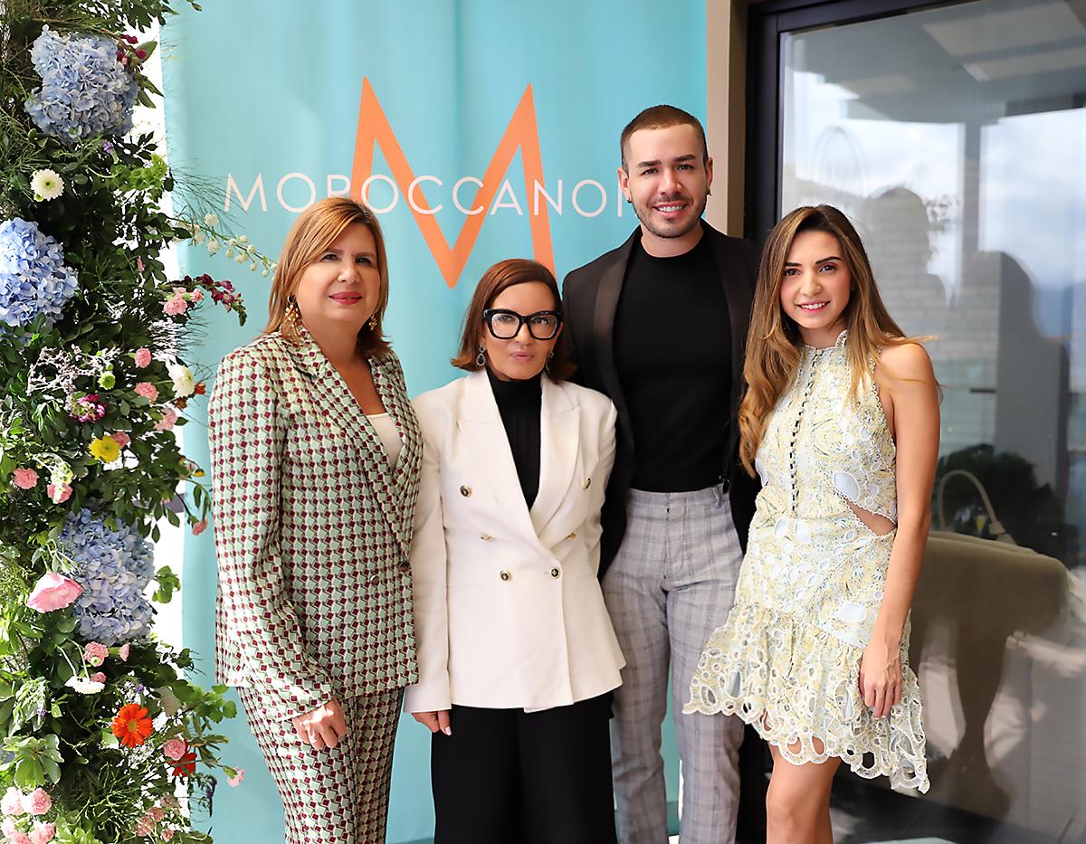 Elzette Casanova, Blanca Bendeck, Kristian Aranda y Veronic Villeda