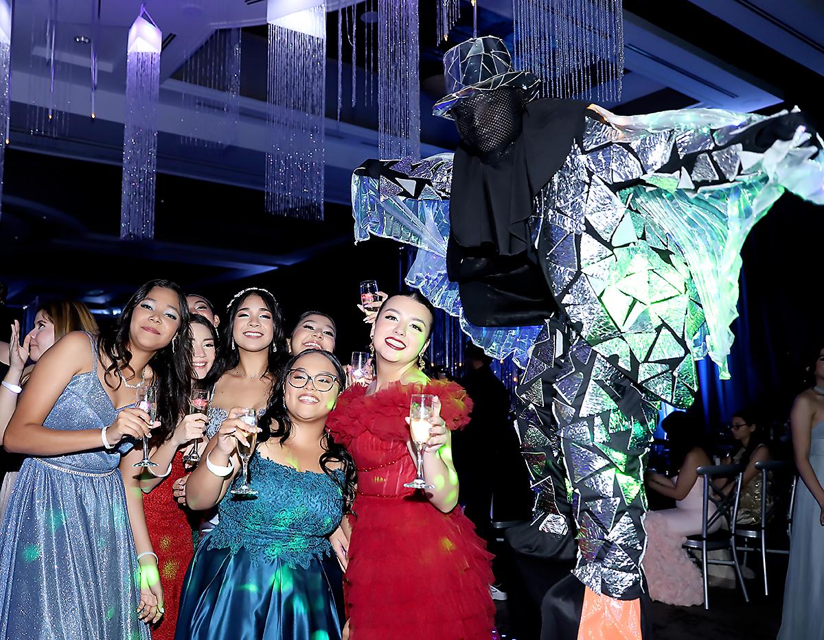 Fiesta de la prom 2024 de Mayan School