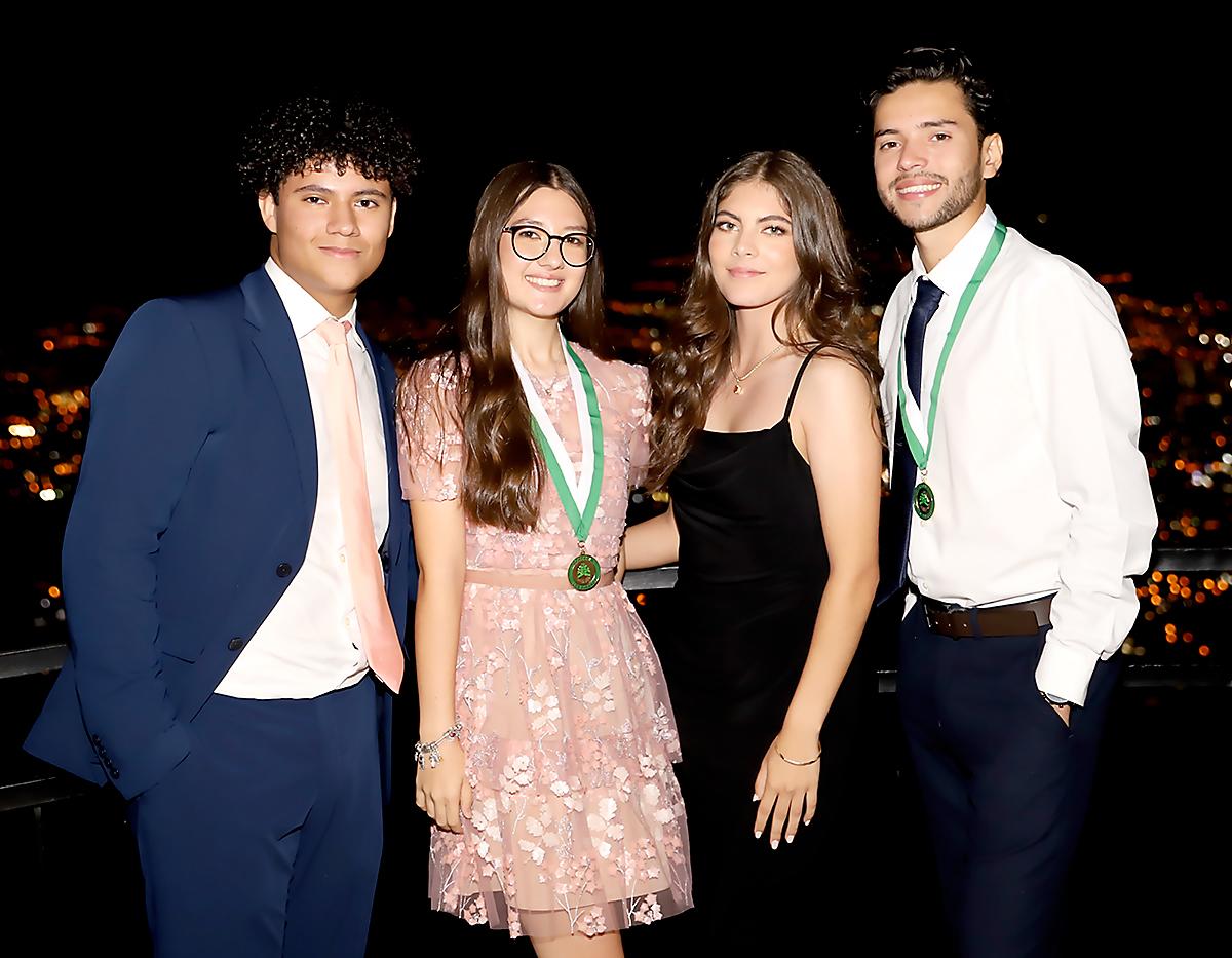Adrián Castillo, Lucía Cwu, Ana Lucía Rivera y Fernando Moncada