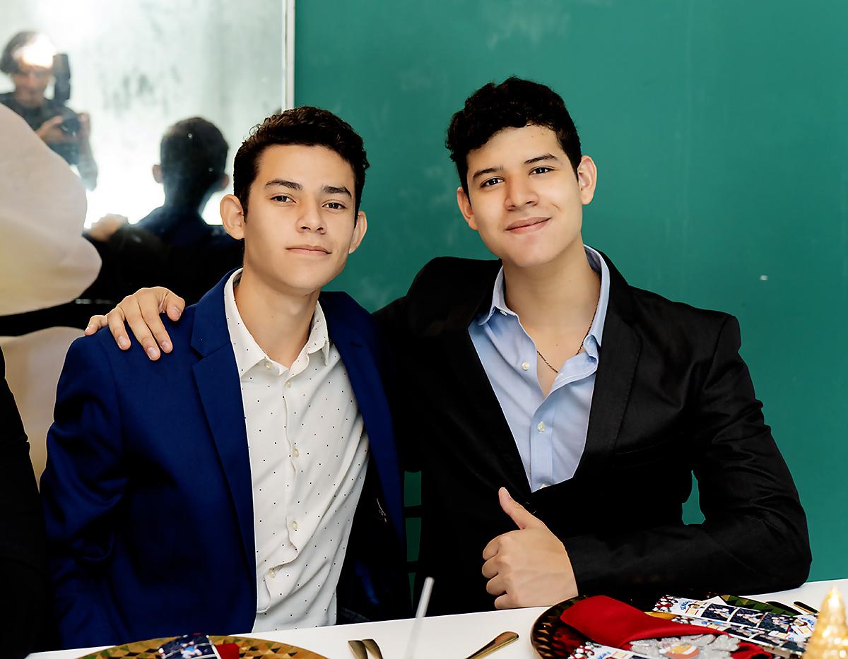 Austin Pérez y Romeo Castellón.