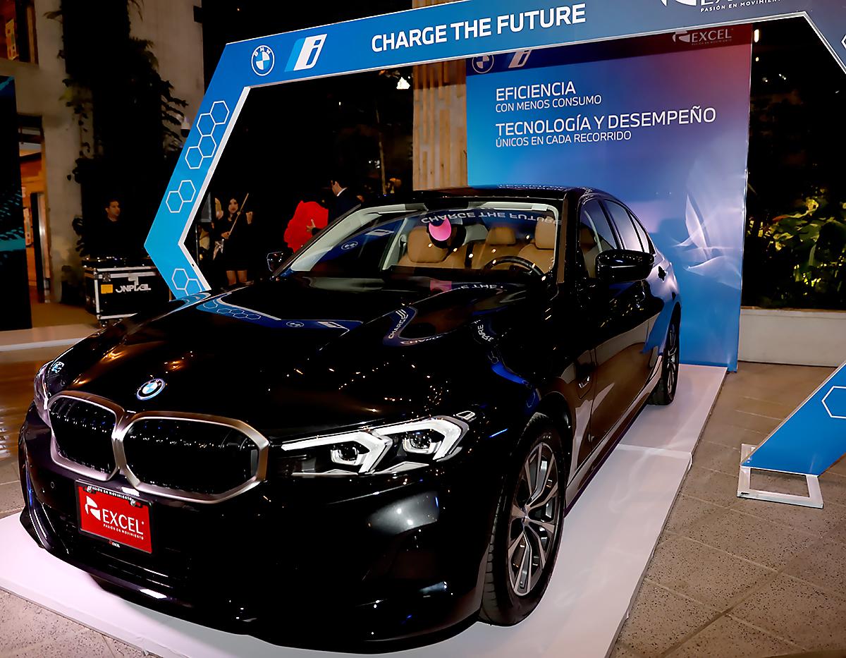 Excel presenta nuevos modelos híbridos enchufables BMW