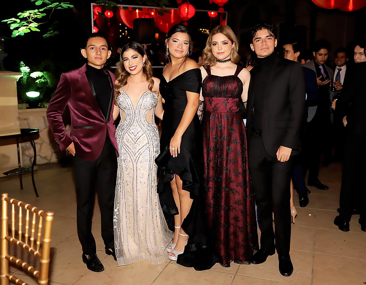 Senior Dinner 2023 de la Escuela Americana