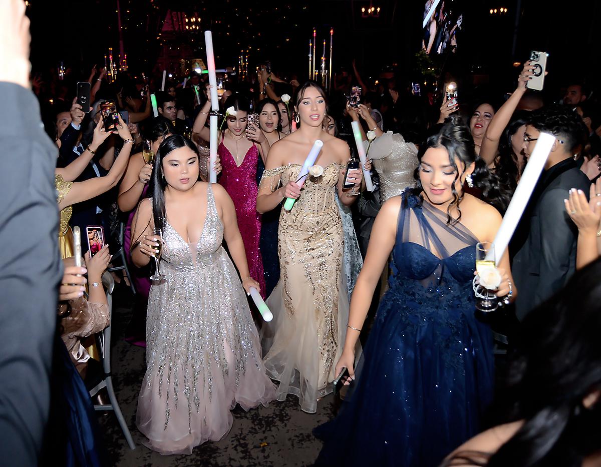 Fiesta de la prom 2024 de la International School of Tegucigalpa