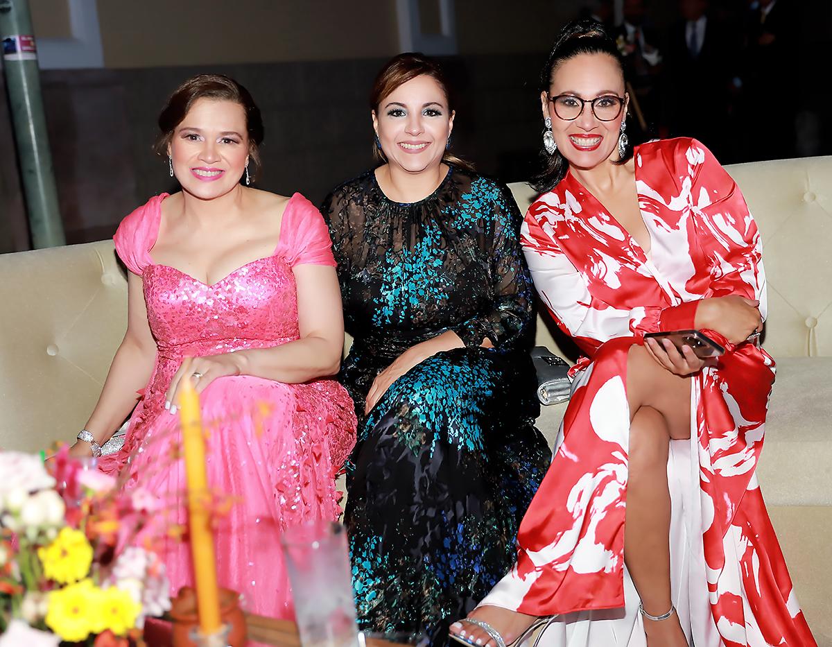 Waleska Coindet, Analiesses Rodriguez y Claudia Umaña