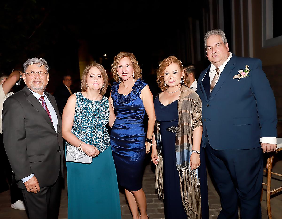 Carlos Porta, Ana Lacayo, Saraelena Porta, Maria Cristina Handal y José Antonio Lacayo