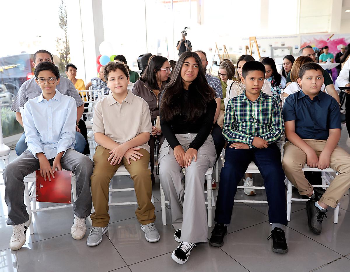 El concurso de arte “Toyota Dream Car” premia la imaginación futurista y el talento de la niñez hondureña