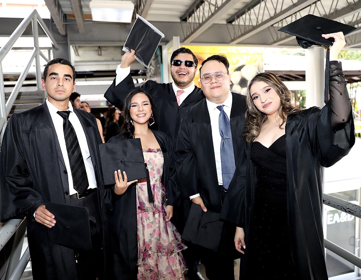 Graduaciones de Pregrado de UNITEC TGU 2025