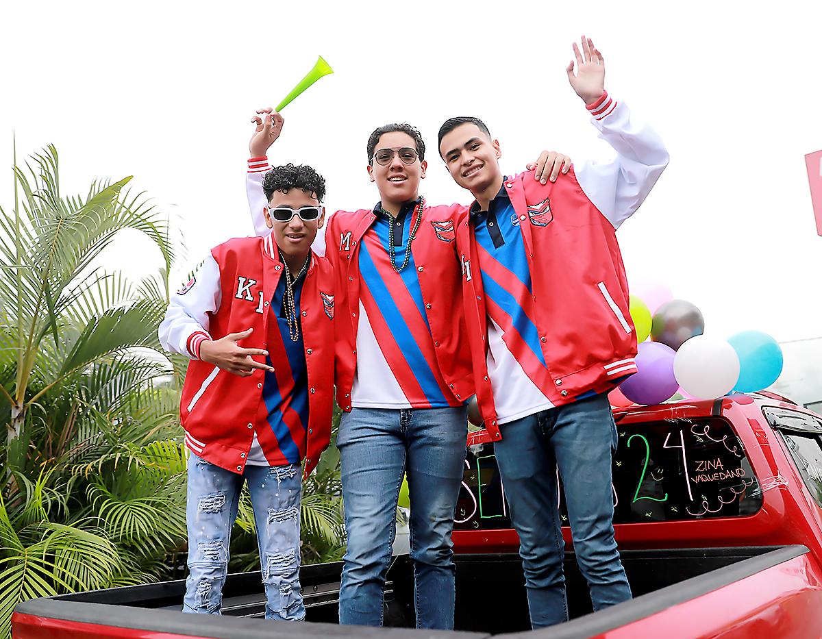 Kenneth Irula, Manuel Venegas y Mario Ferrufino