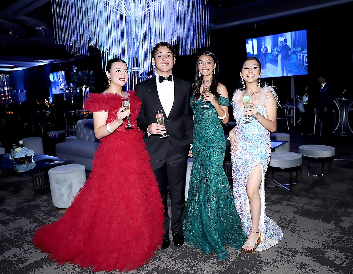 Fiesta de la prom 2024 de Mayan School