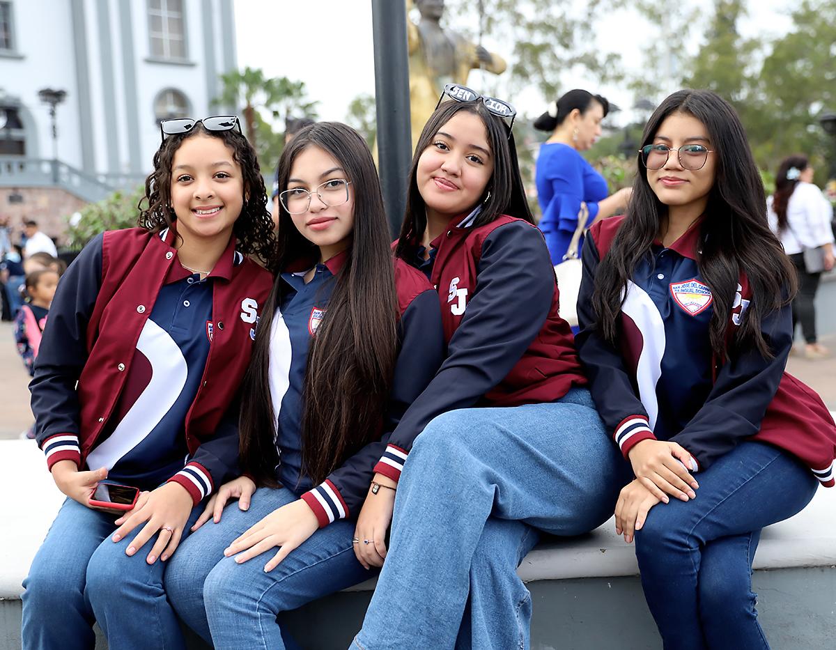 Victoria Soto, María José Mejía, Alice Manzanares y Sunny Burgos
