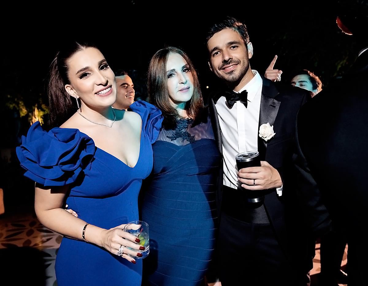 Alexandra Ferrari, Marcía Facussé y Juan Carlos Pineda