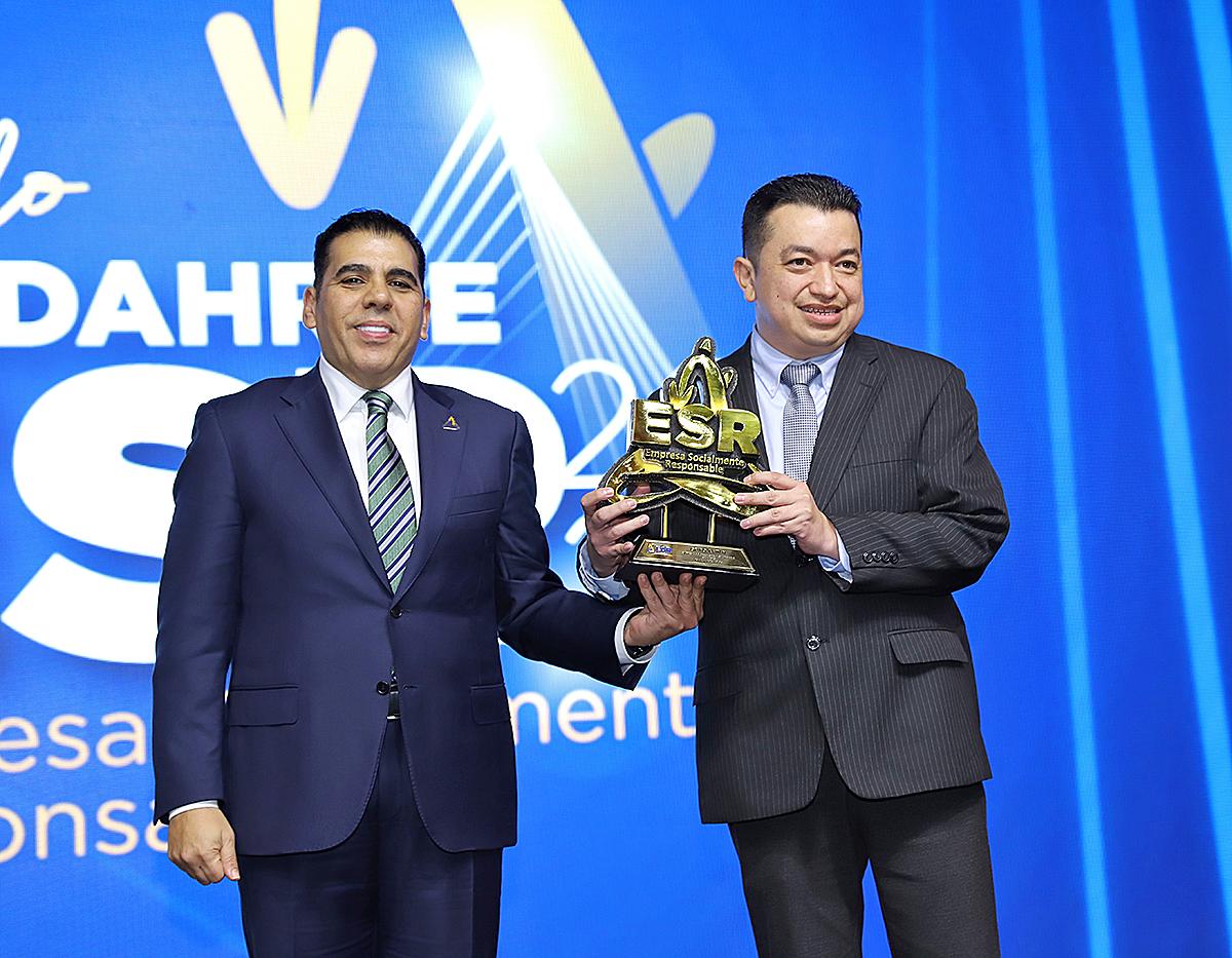 FUNDAHRSE premia a empresas socialmente responsables