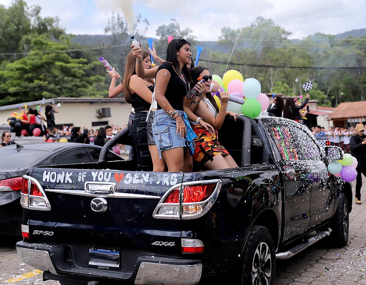 Senior Entrance 2025 de Mayan School