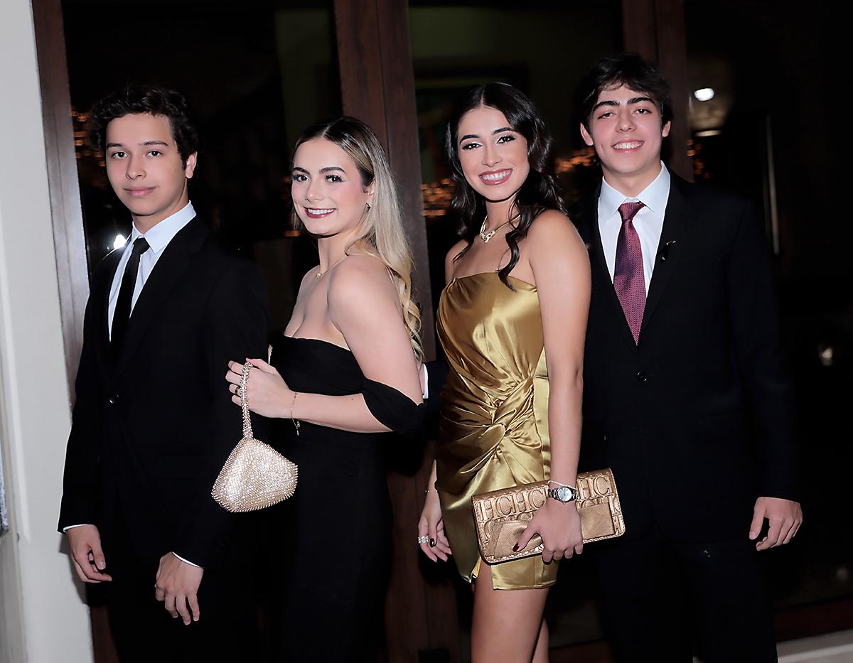Felipe Osorto, Estefanía Román, Valeria Suarez y Alexei Rumman. 