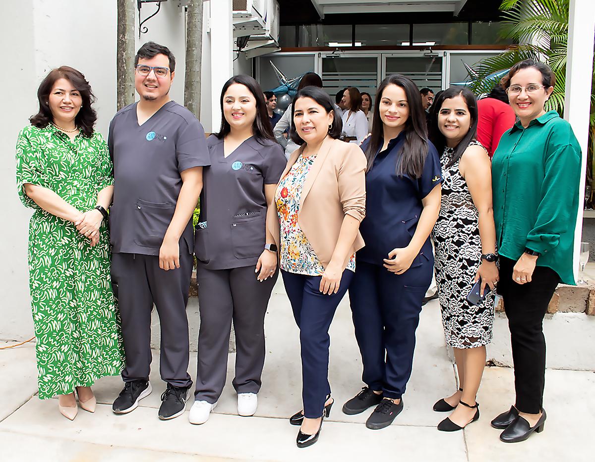 Personal de Centro de Imágenes: Irma García, Steven Andrade, Georgina Zelaya, Liliana Ramírez, Yessenia Palencia, Melissa Bueso y Blanca Navas.