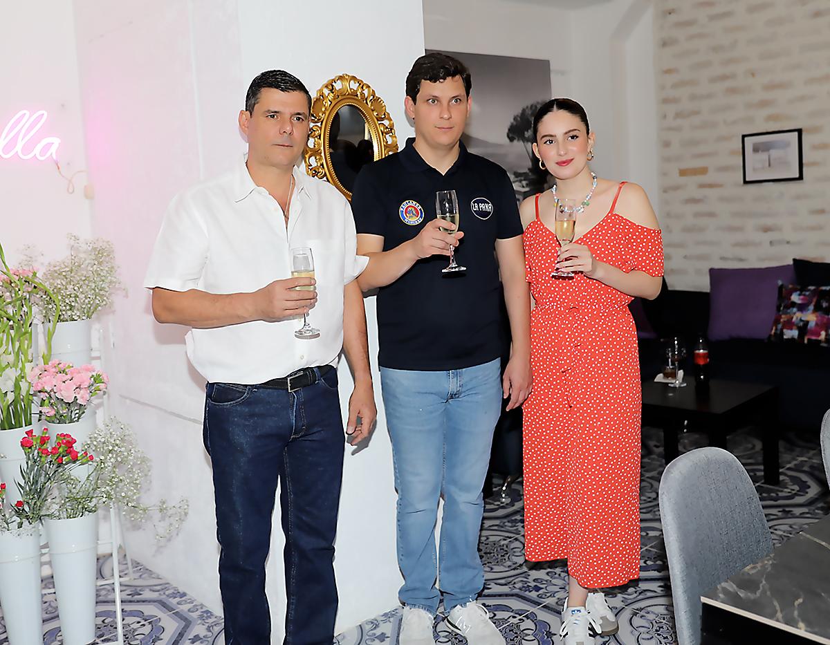 Vicenzo, Vicenzo y Antonella Balletta.