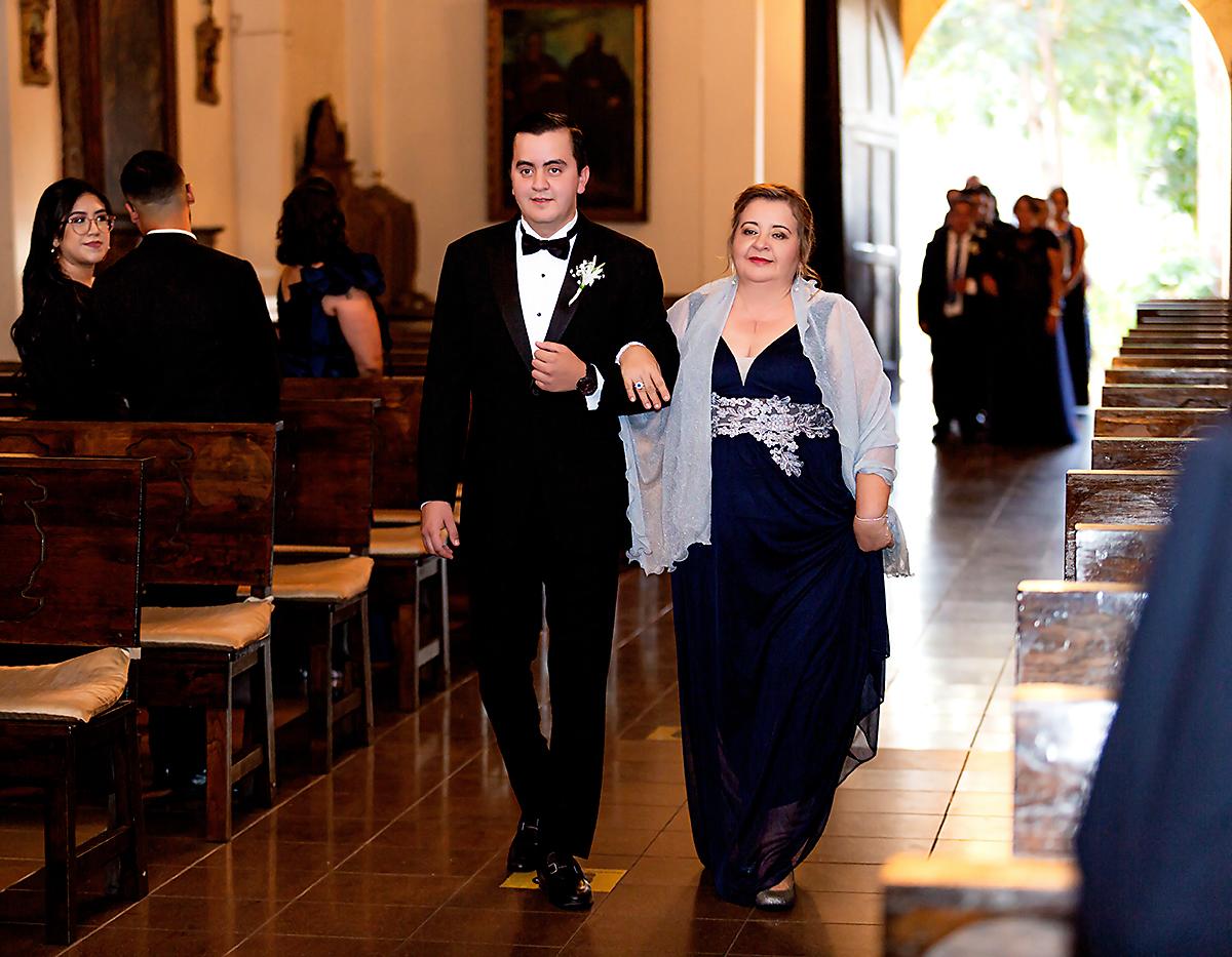 Orlando Cantarero y Dora Díaz.