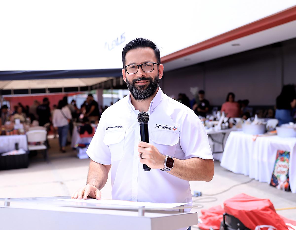 Grupo Flores realizó con éxito Bazar “Creciendo Juntos”