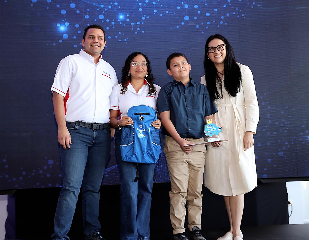 El concurso de arte “Toyota Dream Car” premia la imaginación futurista y el talento de la niñez hondureña