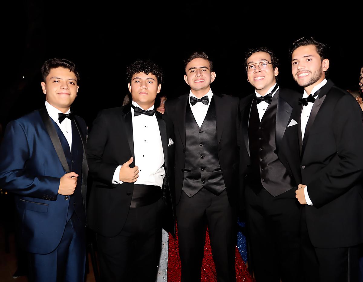 Hugo Godoy, Adrian Castillo, Daniel Rivera, Fabián Munguía y Fernando Moncada