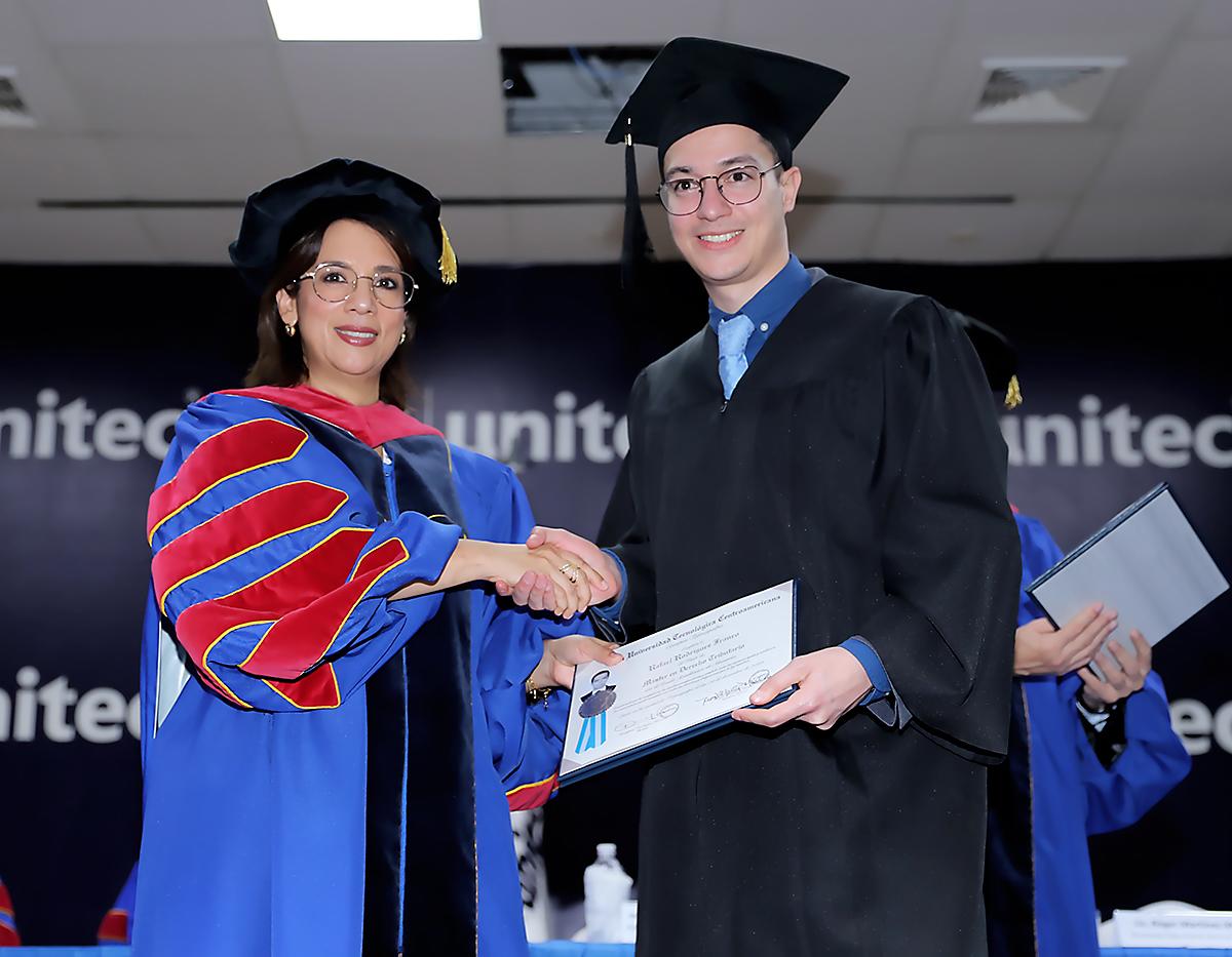 Graduaciones de postgrado UNITEC 2023