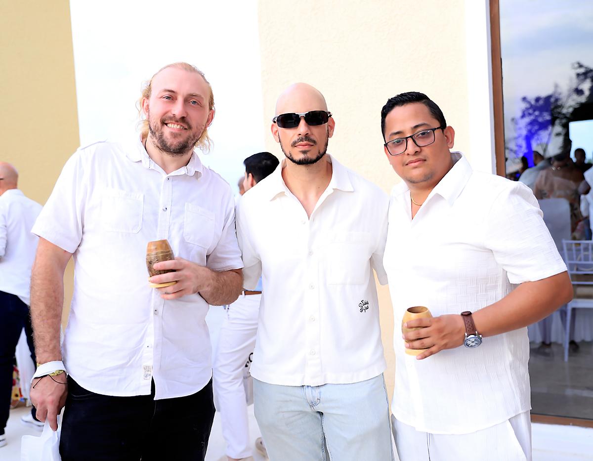 Los invitados al Roatán Fashion Show 2025