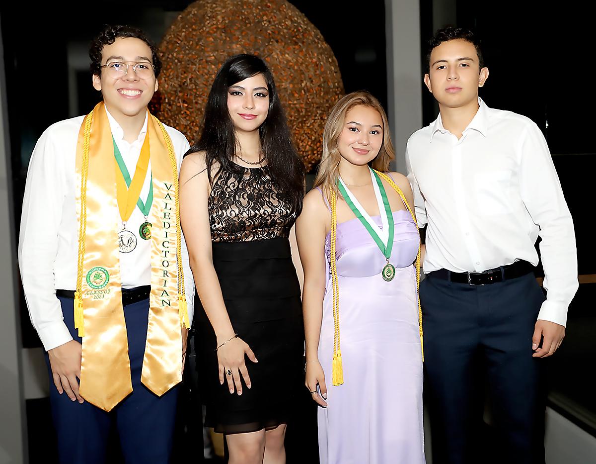Fabian Munguia, Valeria Moncada, Ana Sofía Borjas y José Turcios