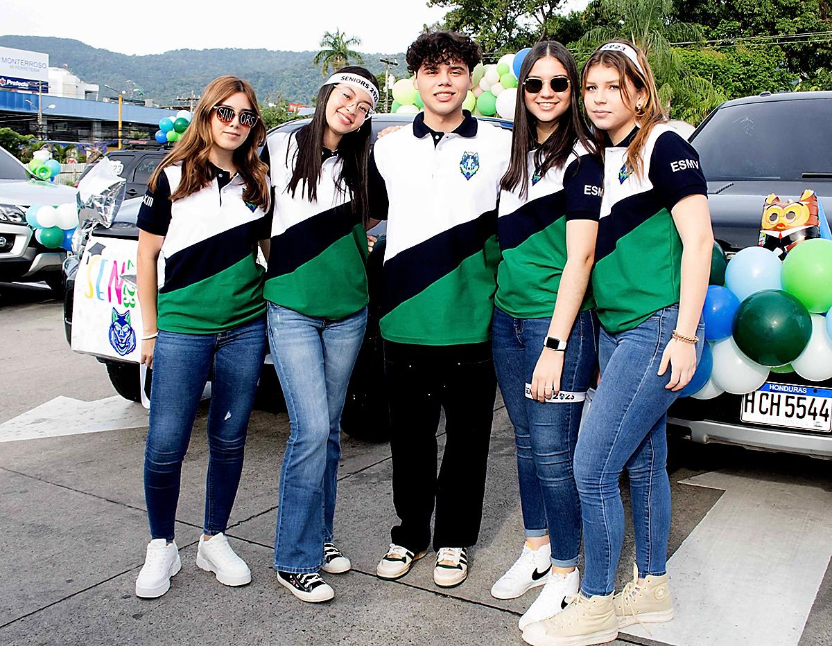 Jimena Salazar, Keren Echeverría, William Hall, Alicia Álvarez y Armida Arguello.