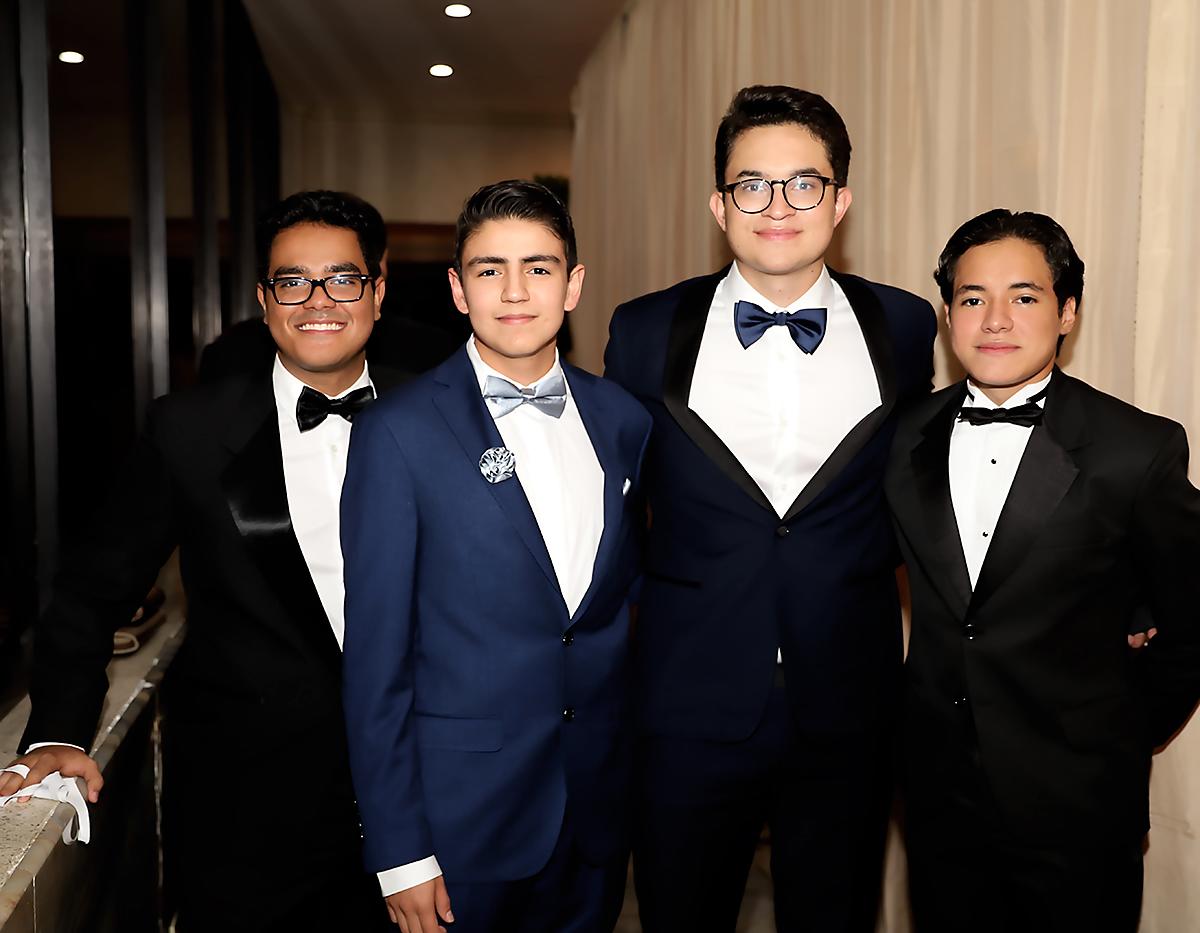 Así vivieron su prom night los senior 2022 de La Academia Los Pinares