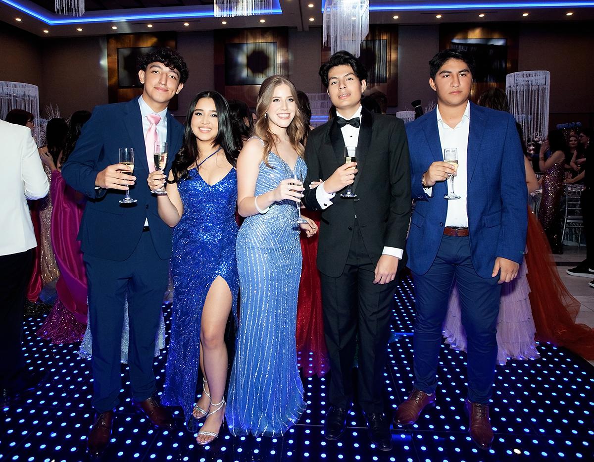 Maicol García, Vaneyri Romero, Miriam Toro, Andreé Ayala, Miguel Montoya.
