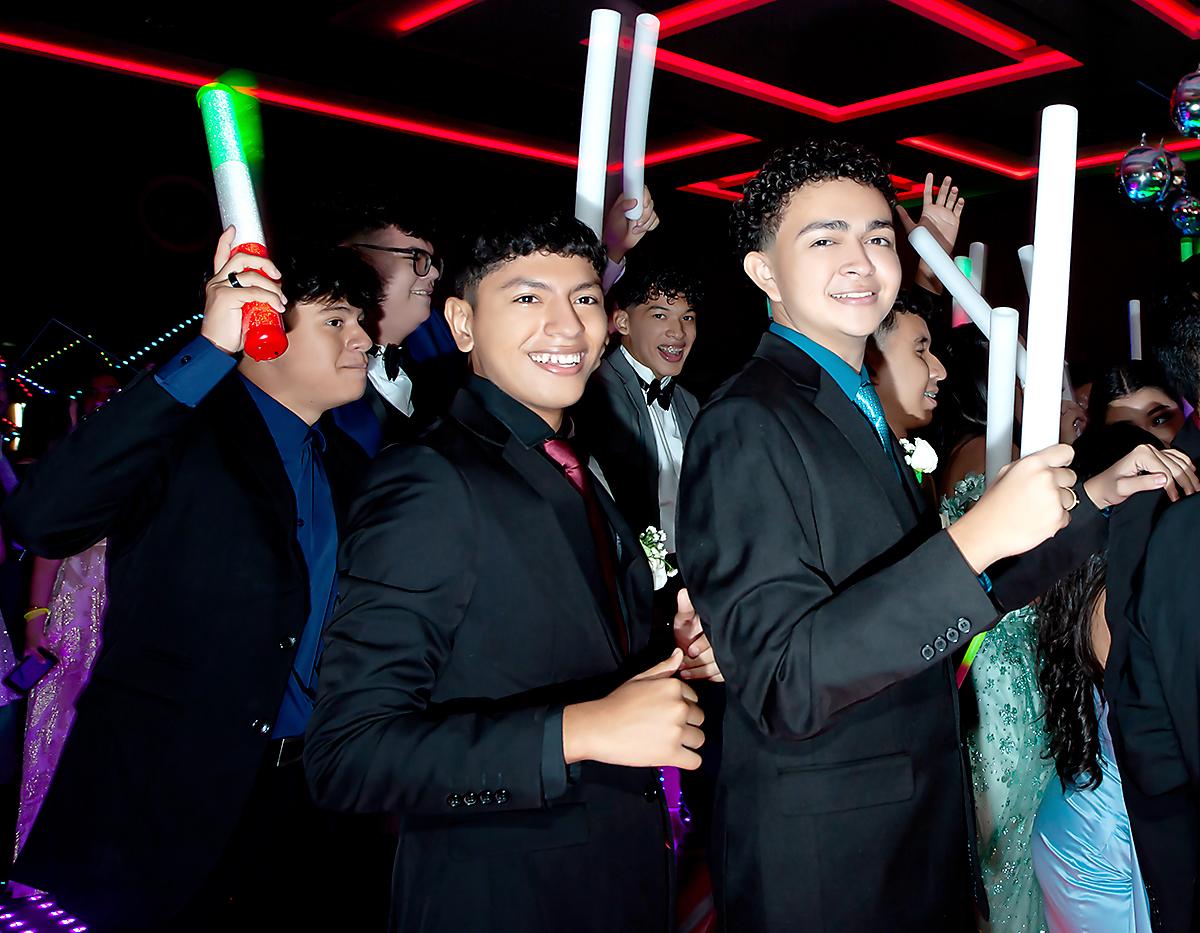 Oliviert Villanueva y Jahir Arguijo.