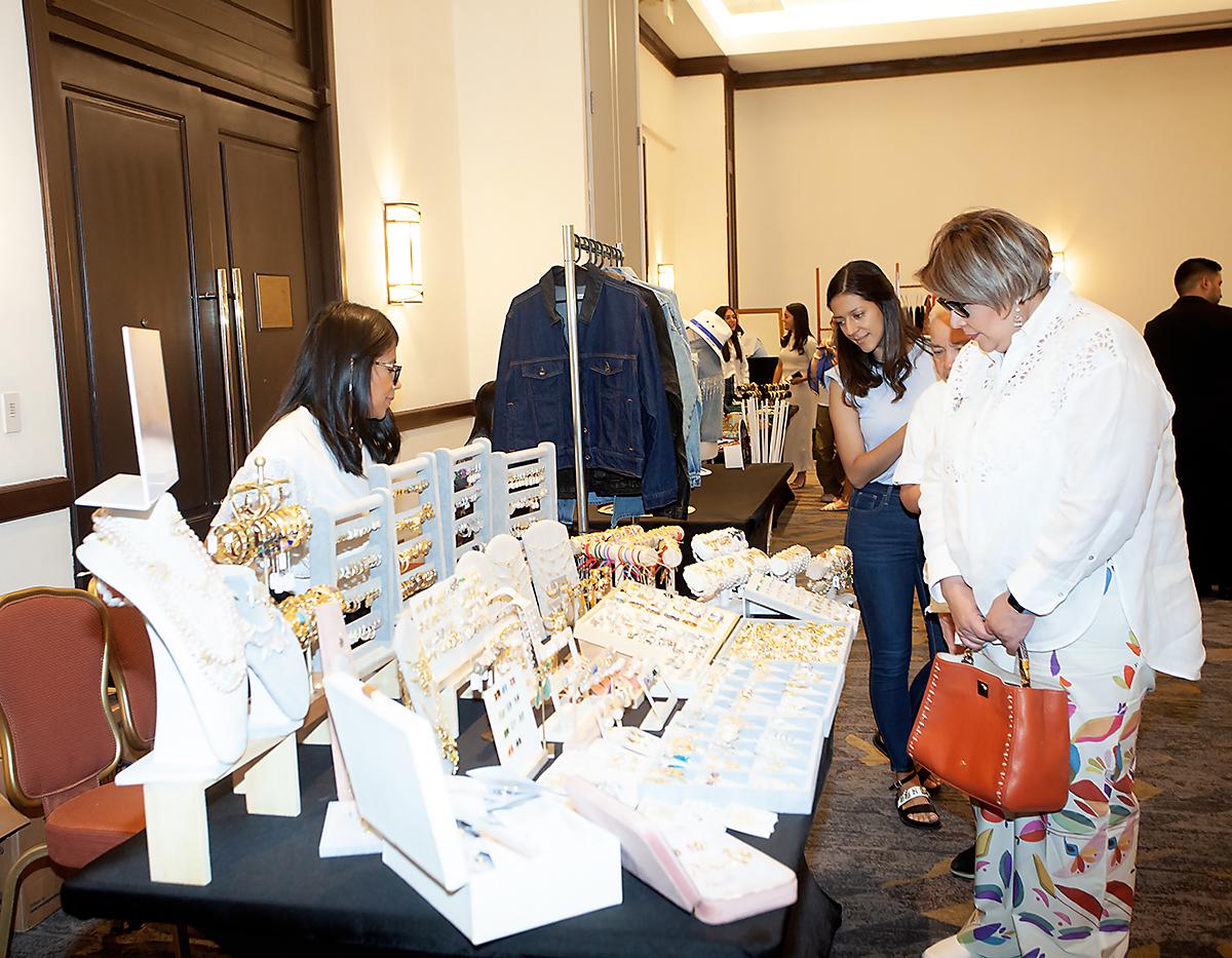 ConectaFest presenta “Un brindis por Mamá”
