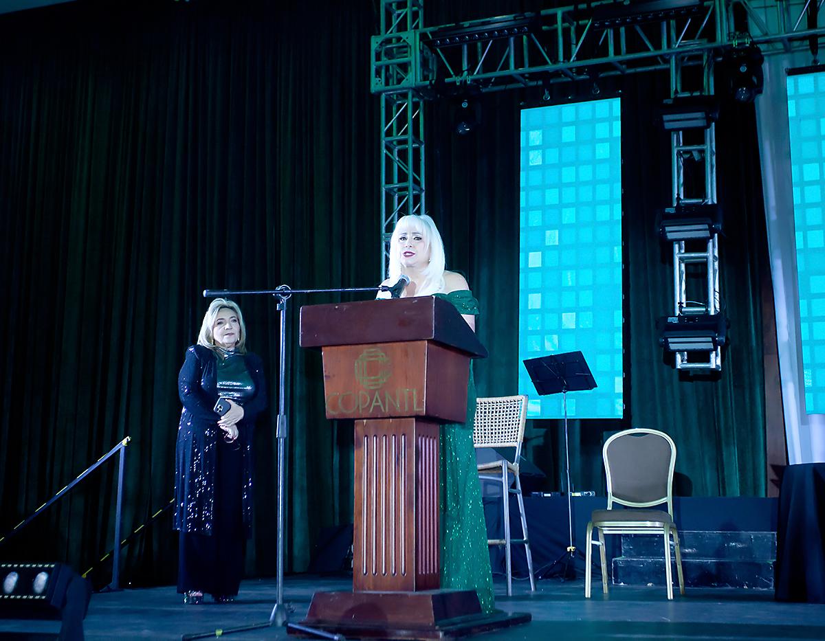 Jackie Babun, directora de Listones de Amor al momento de brindar palabra de gratitud por apoyar al Programa.