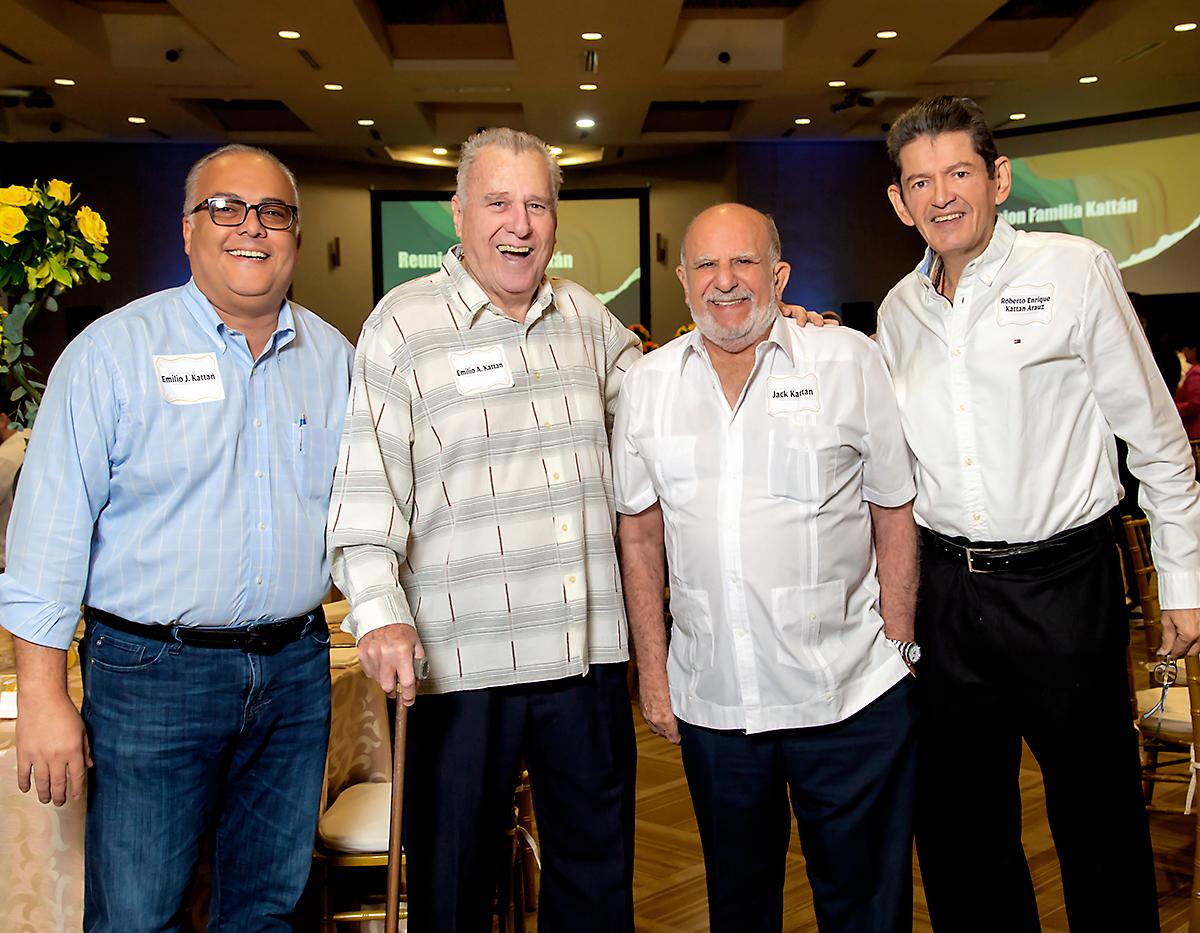 Emilio jr, Emilio, Jack y Roberto Enrique Kattán.