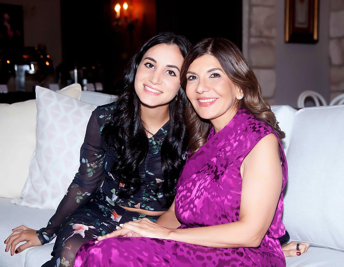 Natalia Andonie y Sandra Panayotti.